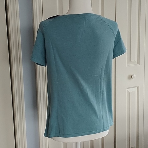 Mommy Chic, Short Sleeve Pullover Top. SZ M - Picture 4 of 9